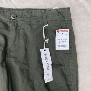 Brand new cargo style joggers